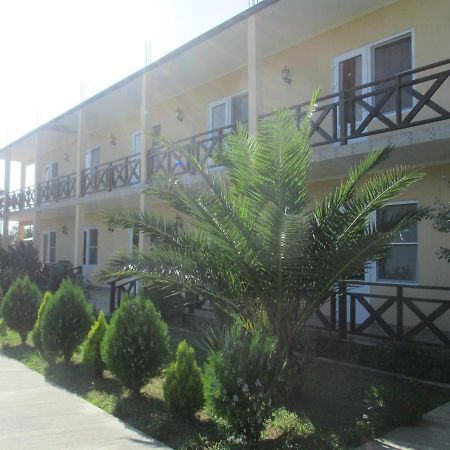Guest House У Дедушки Самвела Alakhadze Exterior foto