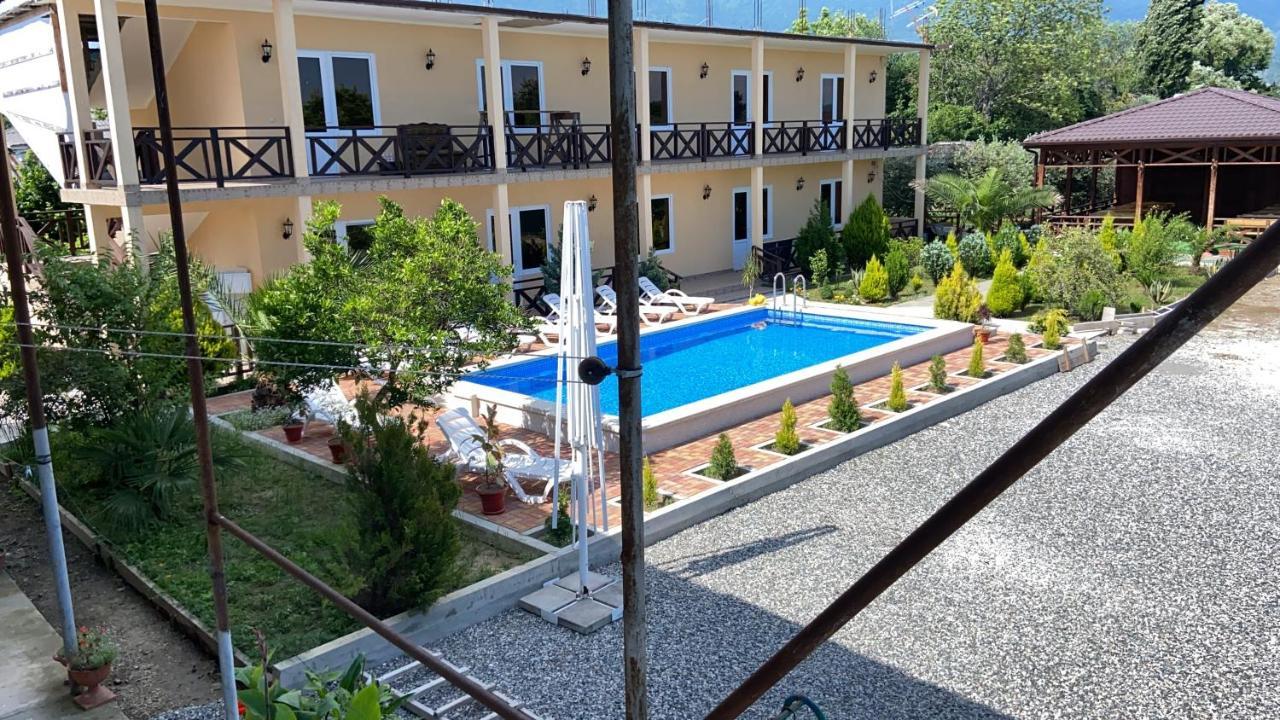 Guest House У Дедушки Самвела Alakhadze Exterior foto