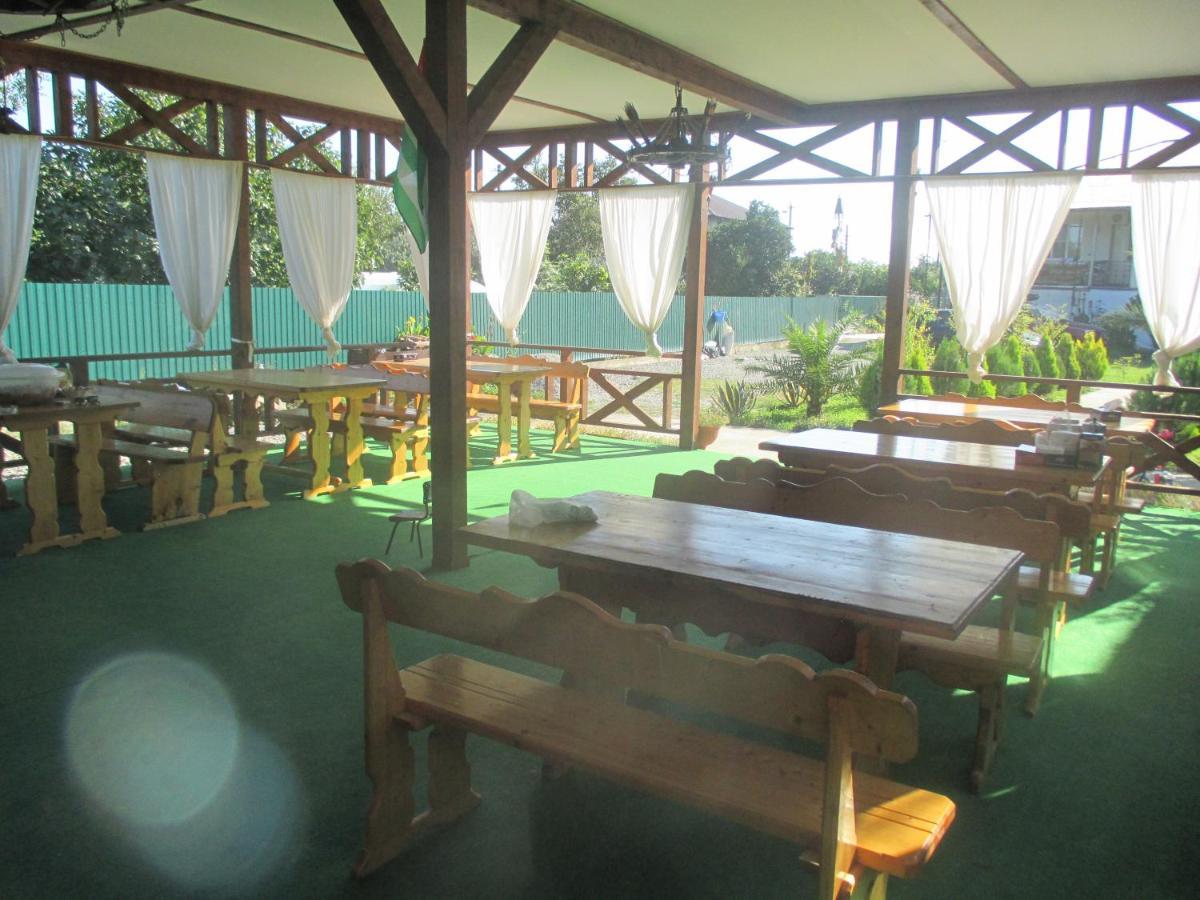 Guest House У Дедушки Самвела Alakhadze Exterior foto