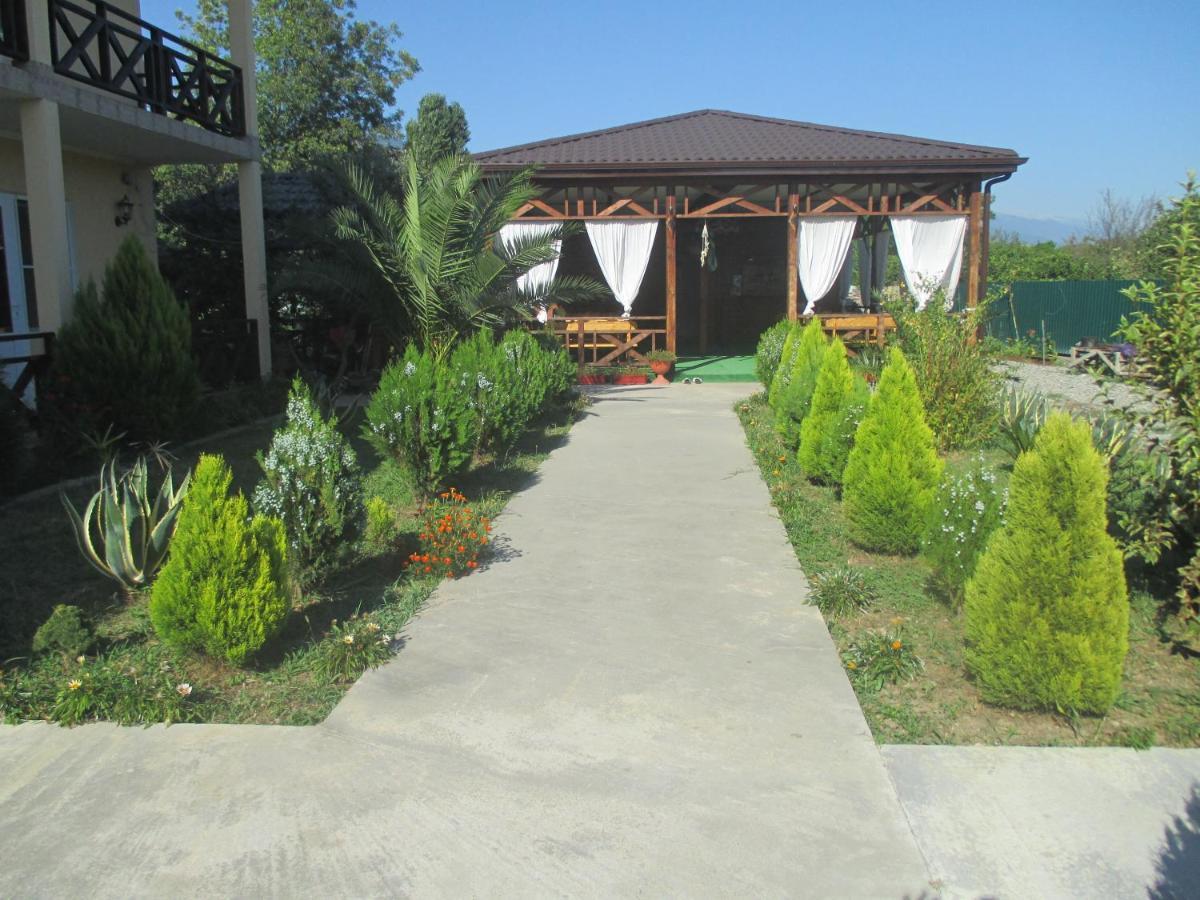 Guest House У Дедушки Самвела Alakhadze Exterior foto