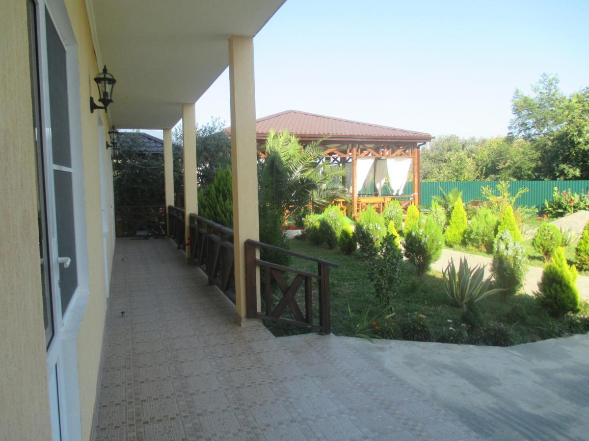 Guest House У Дедушки Самвела Alakhadze Exterior foto