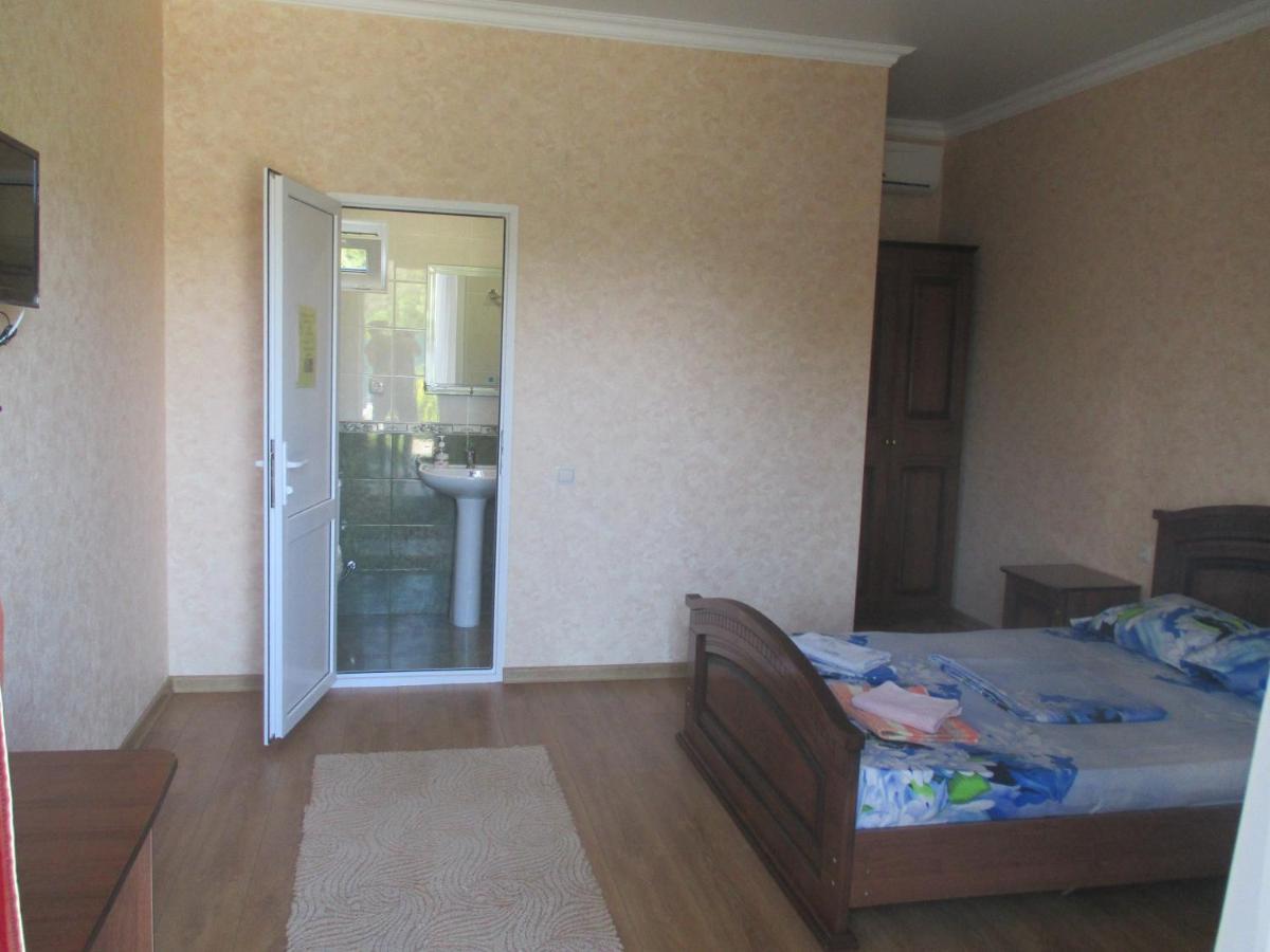 Guest House У Дедушки Самвела Alakhadze Exterior foto