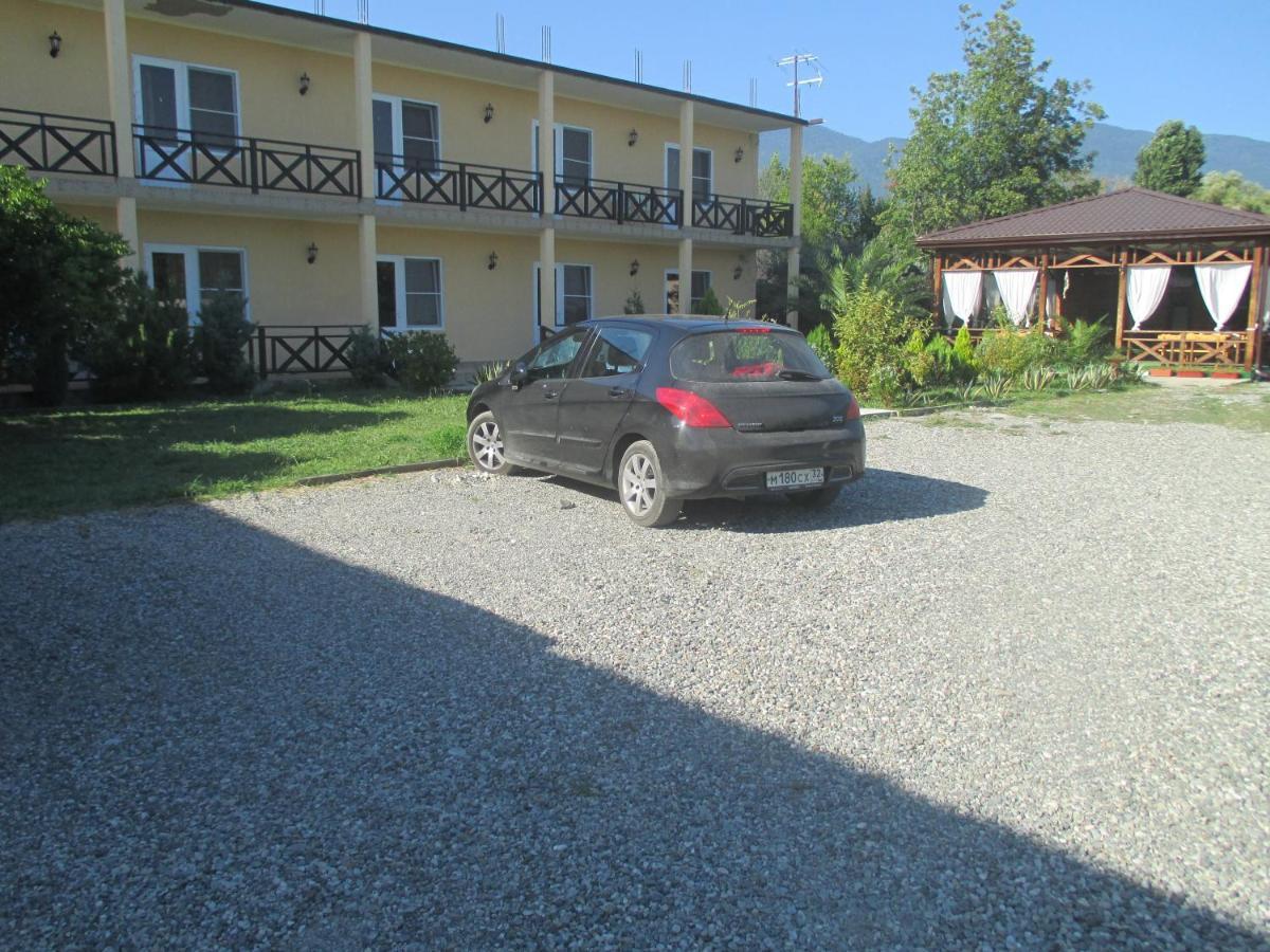 Guest House У Дедушки Самвела Alakhadze Exterior foto