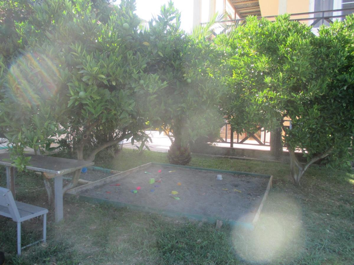 Guest House У Дедушки Самвела Alakhadze Exterior foto